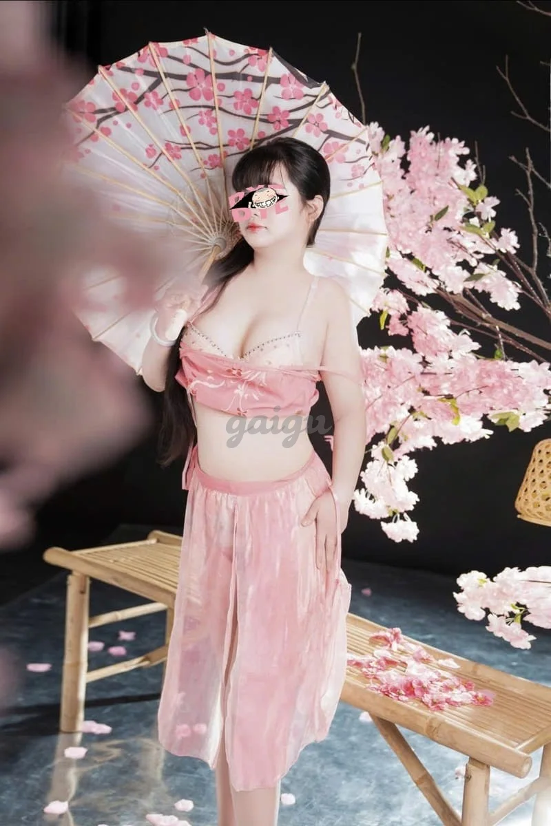 Bảo An 2k7 gái mới lớn