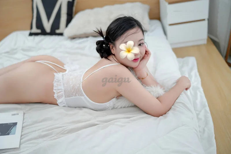 Quỳnh BaBy:BODY ĐẸP, MẶT XINH BABY VÀ SANG TRỌNG