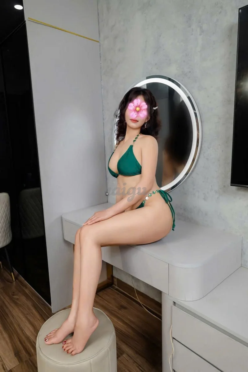 🌟💥BÉ LAN💥🌟XIN DÂM PHỤC VỤ VUI VẺ