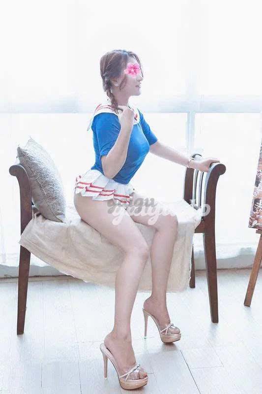 ❤️ HỒNG NGỌC ❤️ Em gái dâm MASSAGE Siêu xinh Ngọt ngào