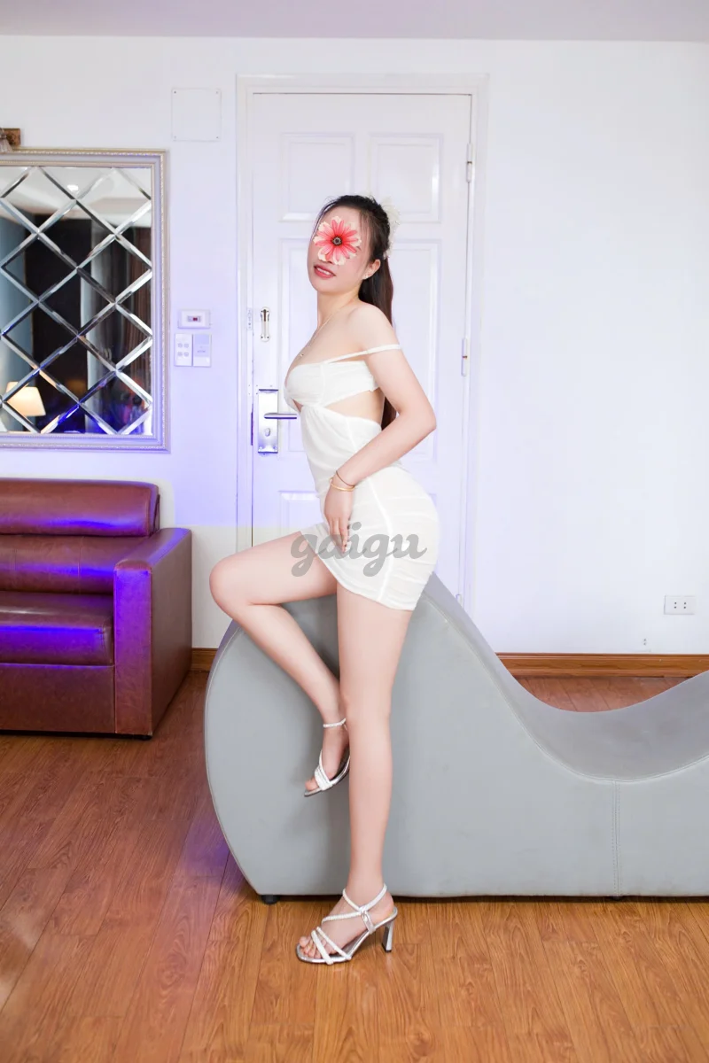 TỐ NHƯ - XINH DÂM - TÌNH CẢM - CHIỀU KHÁCH NHƯ NGƯỜI YÊU