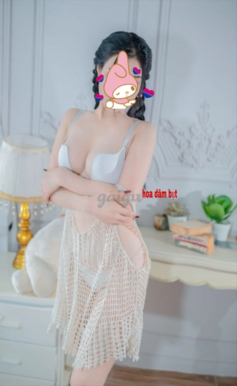 KIM NGÂN - Làm Tình tận nóc , cao thủ bú liếm , cia