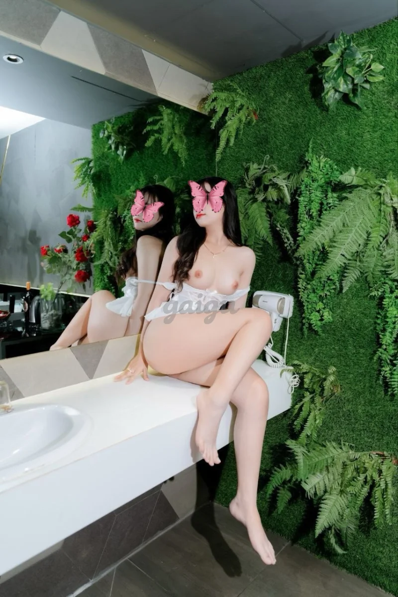 LOLI GIRL XOÀI NON CUTE NGOAN XINH, SIÊU CHỀU KHÁCH, HÀNG CHẤT LƯỢNG