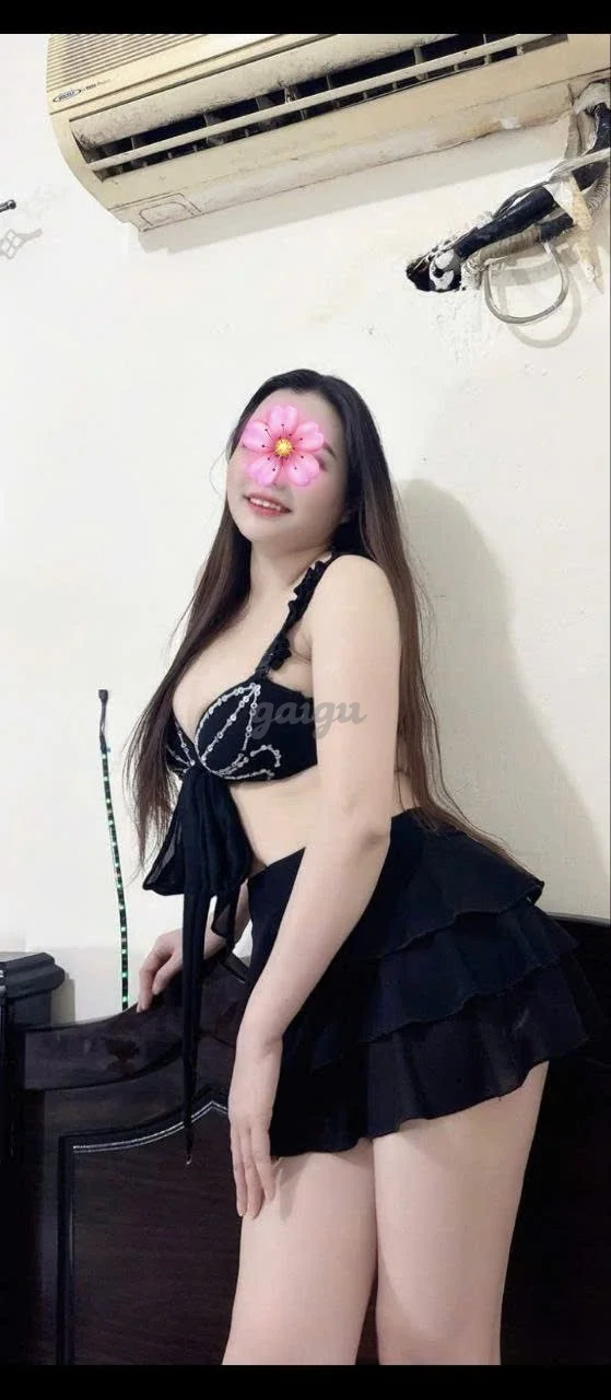 ❣️KIM NGA❣️MB XINH DÂM PHỤC VỤ NHIỆT TÌNH