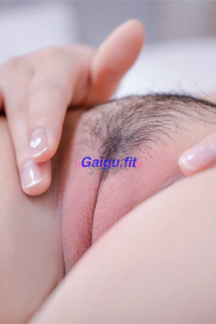 HẢI YẾN - GÁI XINH, NGOAN LÀM TÌNH BAO PHÊ