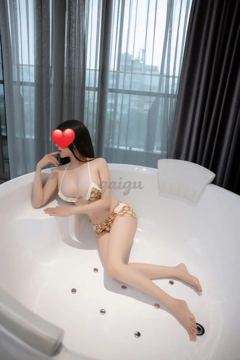 💗GÁI XINH BÉ SAM_ KHUÔN MẶT ẤN TƯỢNG_DA TRẮNG CHÂN DÀI_LÀM TÌNH MAX PHÊ