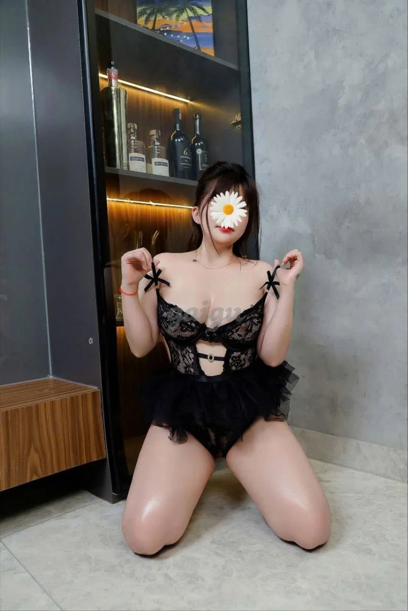 Hà Vy_ Gái xinh chiều khách, kỹ năng điêu luyện
