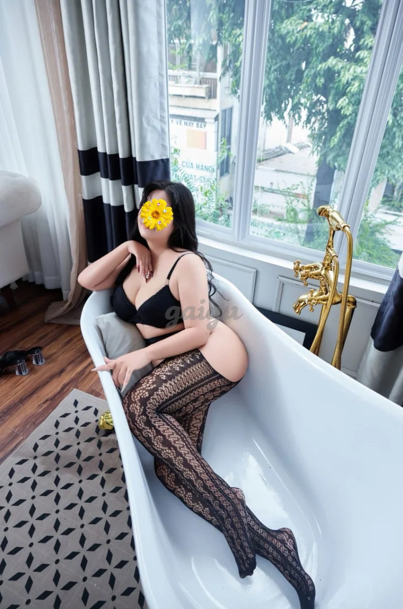 [⭐ VIP ] Ngọc Oanh - Siêu Phẩm Bánh Mật Mủm Mỉm Đáng Yêu, Dịch Vụ Hấp Dẫn