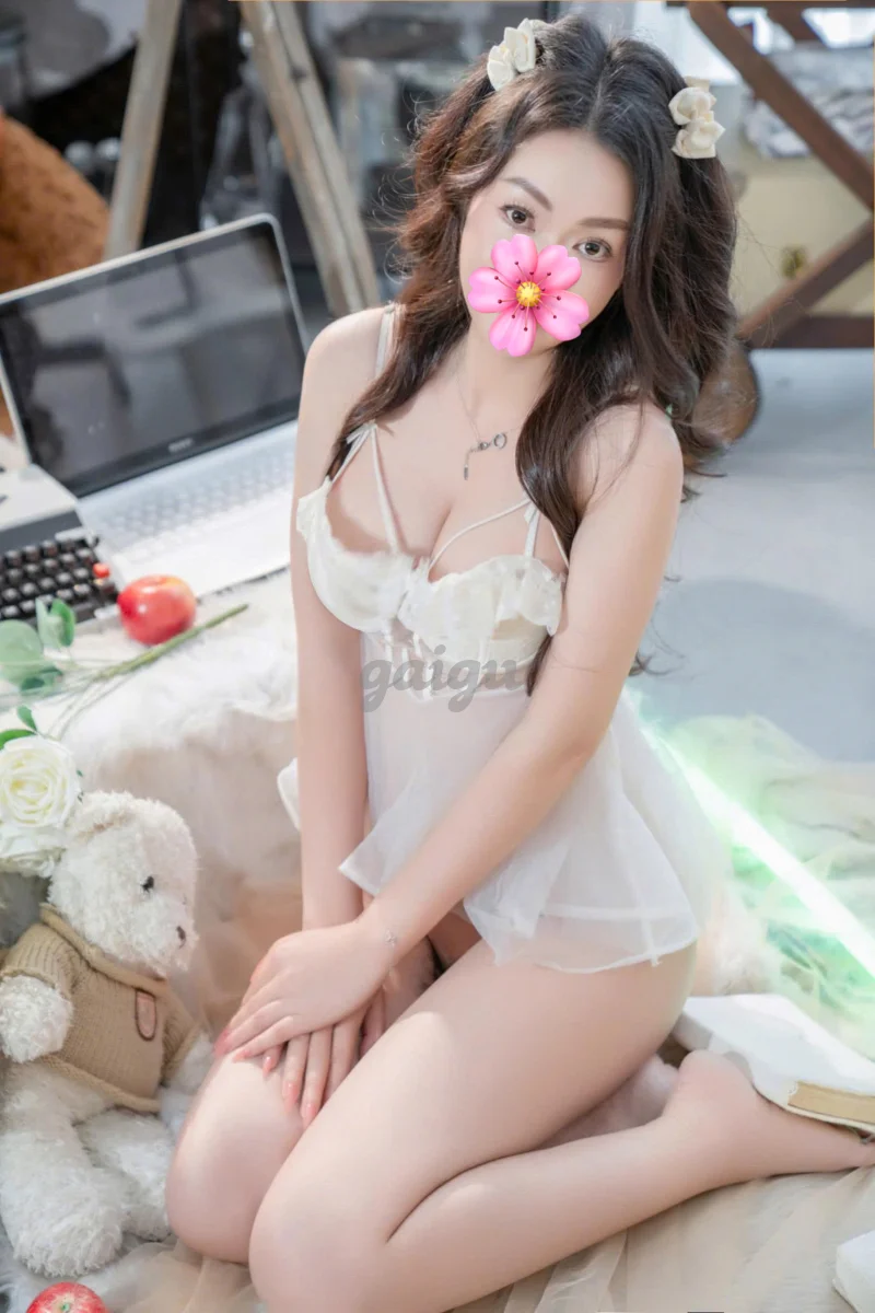 ❤️Phi Yến❤️ Ngực ngon, mông mẩy - Dịu dàng chiều khách