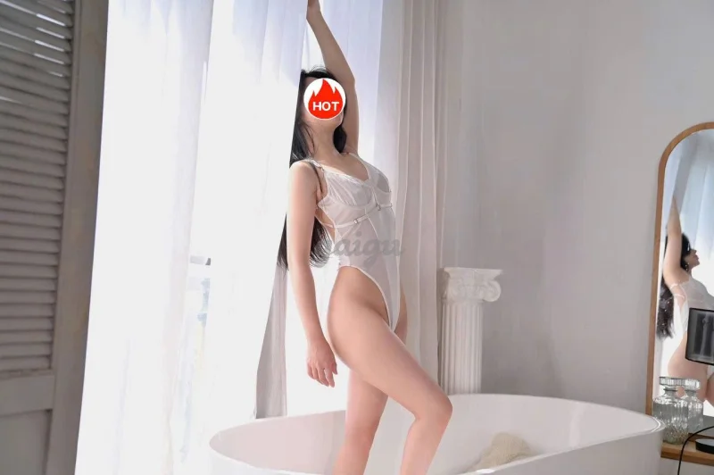 Bé Mina 2k❤️Ngoan Xinh Xắn, Dễ Thương❤️Body Thơm Mịn Say Mê Lòng Người