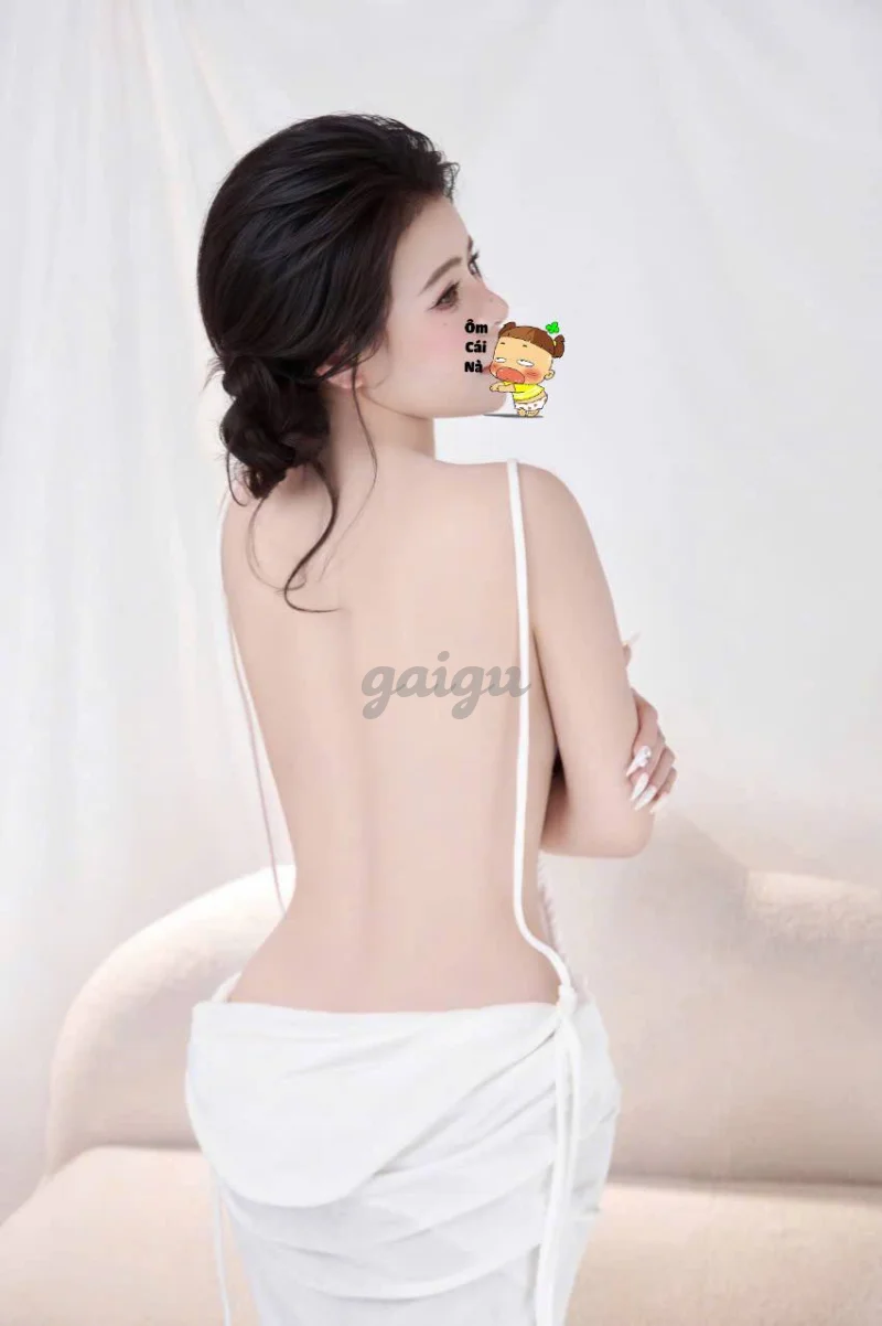LYSA 🌸 SIÊU PHẨM DÁNG CỰC NUỘT ĐIỆU ĐÀ SANG TRỌNG QUÝ PHÁI CHUẨN DÁNG TỪ CHÂU ÂU
