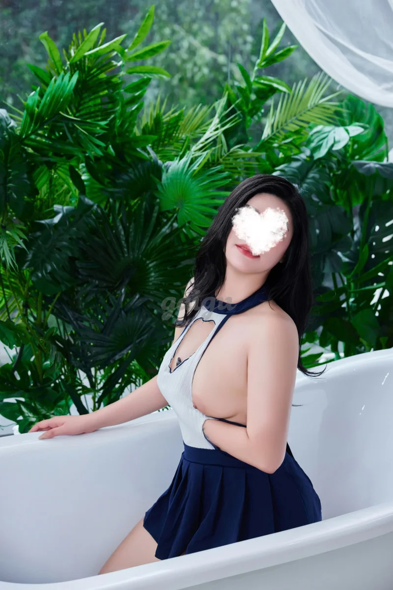 [💯V.I.P] ❣️ Băng Băng ❣️- BABY GRIL NGỌT NGÀO - CÓ MASSAGE -LÀM TÌNH ĐIÊU LUYỆN