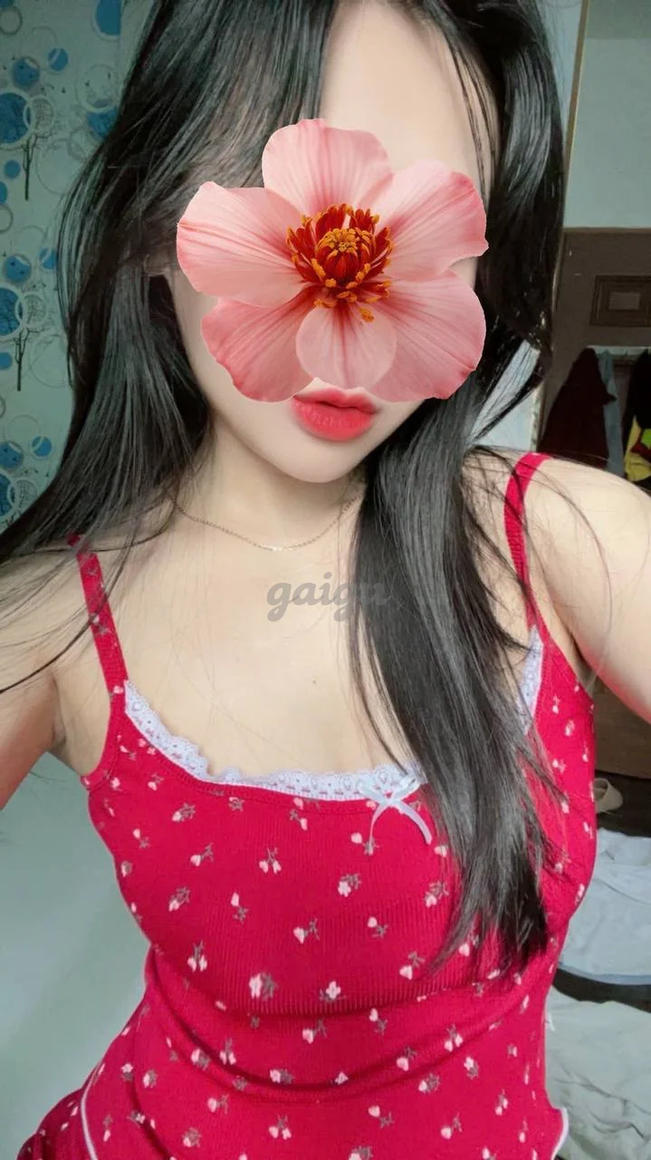 NGỌC NHI ❤️❤️ GÁI XINH DÂM QUYẾN RŨ - VÚ TO BƯỚM TƯƠI - NGƯỜI TÌNH TUYỆT VỜI DỄ THƯƠNG