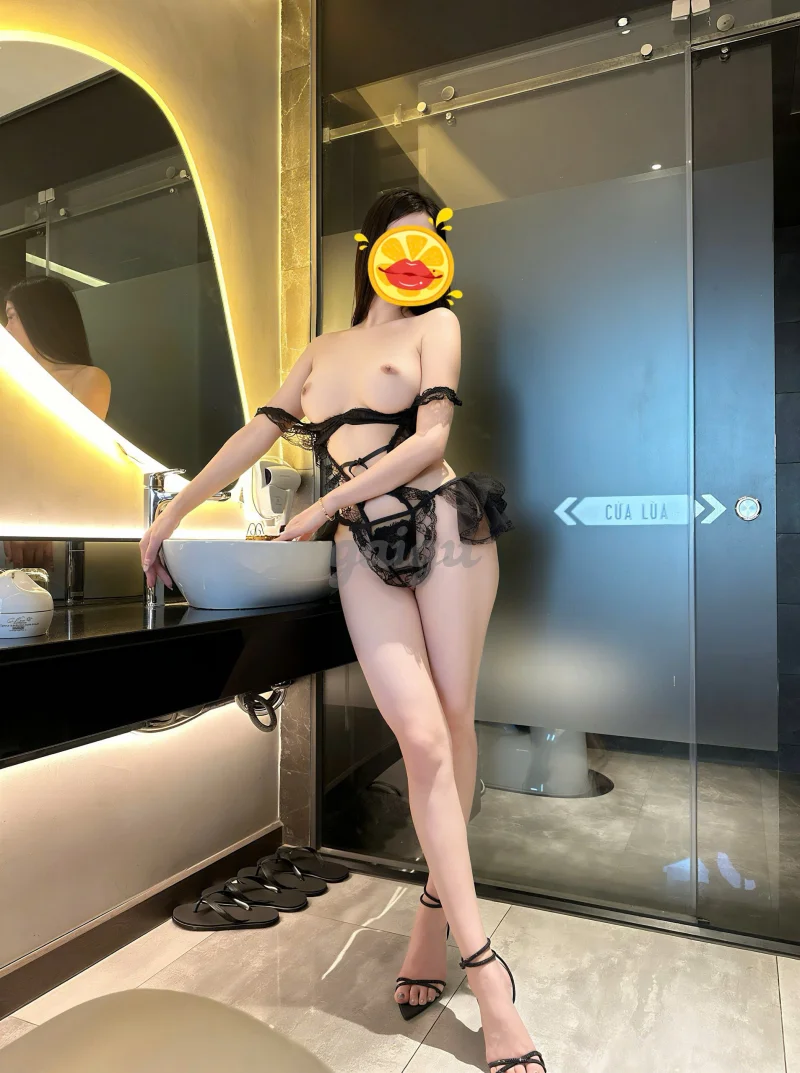 HOT GIRL❤️ PÉ MIU ❤️NEW FACE - VẺ ĐẸP XINH NGOAN, CHIỀU KHÁCH NHẸ NHÀNG