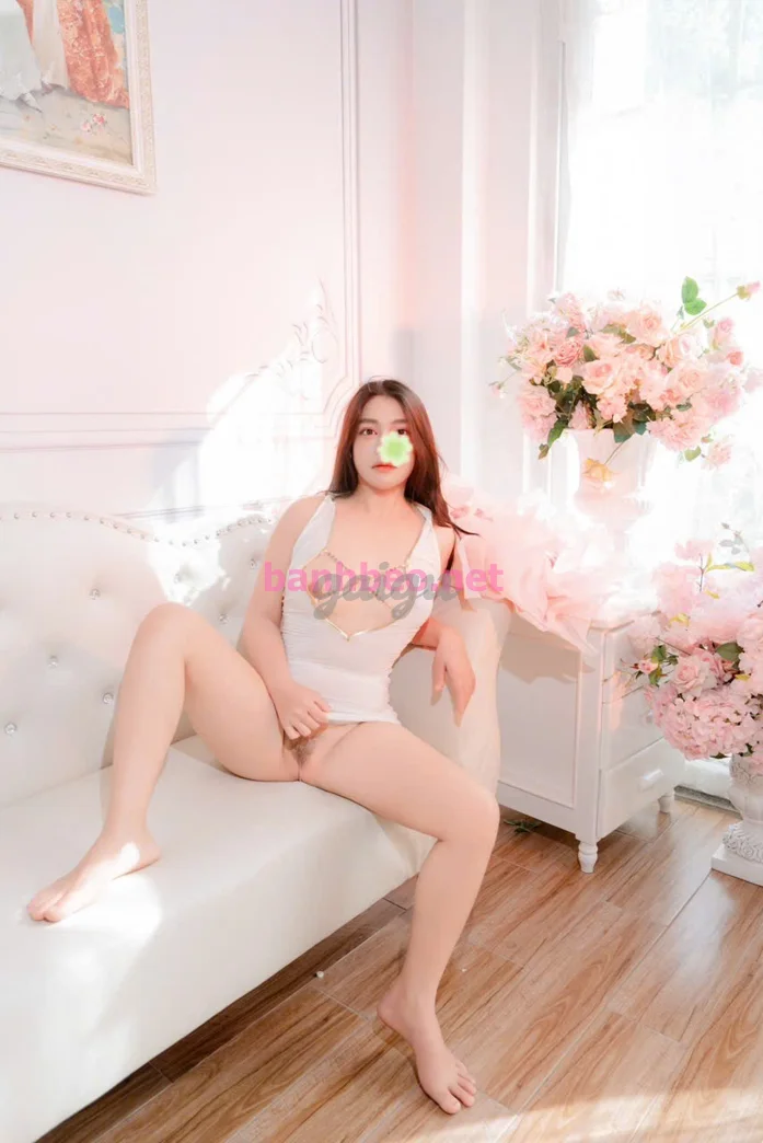 HUYỀN TRANG - XINH, NGOAN NHƯ NGƯỜI YÊU