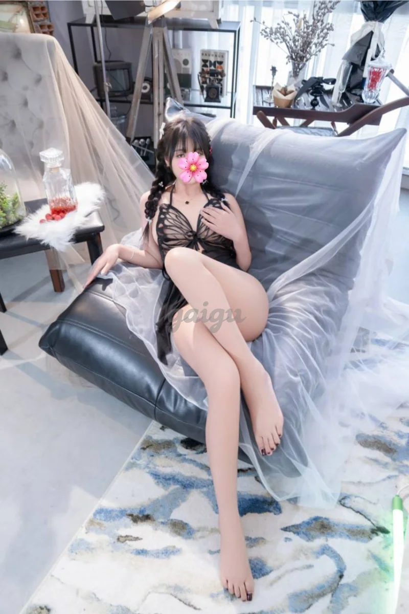 Quỳnh KoI 2k5 cu te baby dễ thương