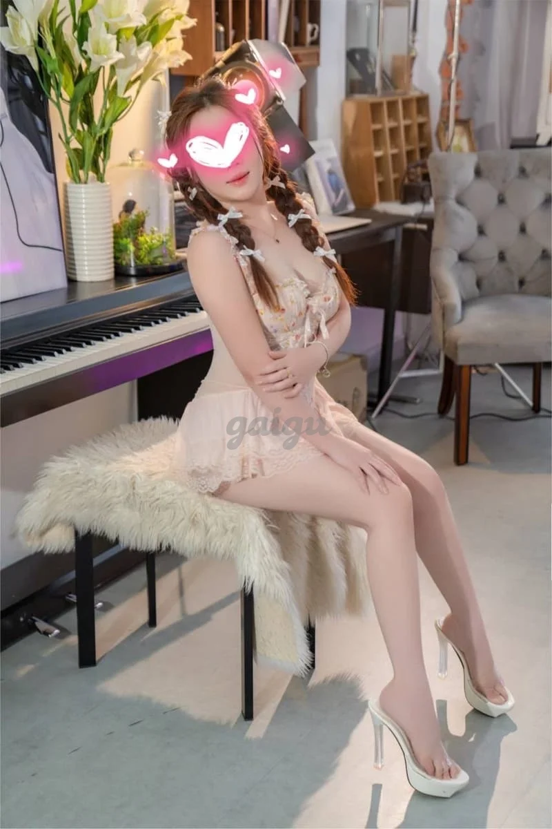 ❣️HOTGIRL❣️LY LY-MẶT XINH, VÚ ĐẸP, SERVICE CỰC ĐỈNH