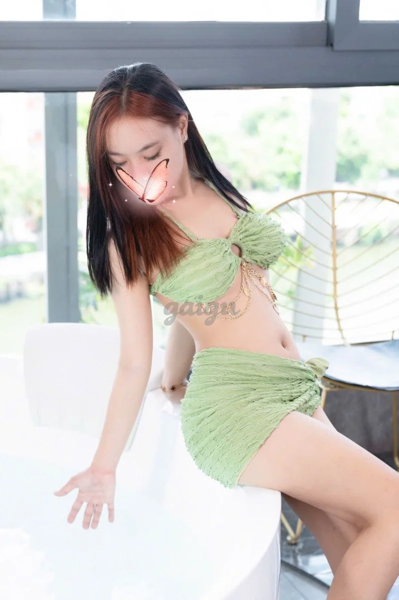 Trang Cherry ❤️ Cô Bé Ngọt Ngào ❤️ Dễ Thương Dễ Mến ❤️ Vui Vẻ Gặp Em Sẽ Quên Đi Mọi Muộn Phiền