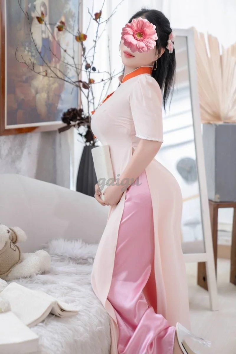 ❤️CÓ CLIP HOT❤️ NHÃ HÂN XINH DUYÊN DÁNG TUYỆT PHẨM ÁO DÀI LÀM TÌNH ĐÁ