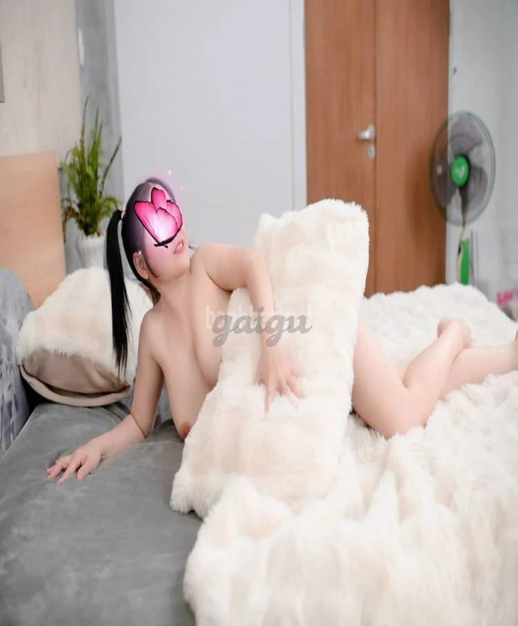 GÁI DÂM TUYẾT MAI-PHỤC VỤ CHIỀU KHÁCH NHƯ THƯỢNG ĐẾ LÀM TÌNH BAO PHÊ Ngon bổ rẻ