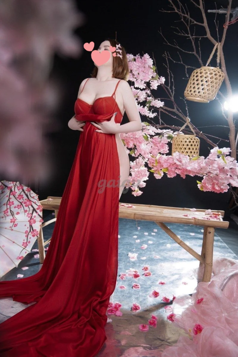 LINH ĐAN ĐẾN CÙNG Chị IU đĩnh nóc kịch trần