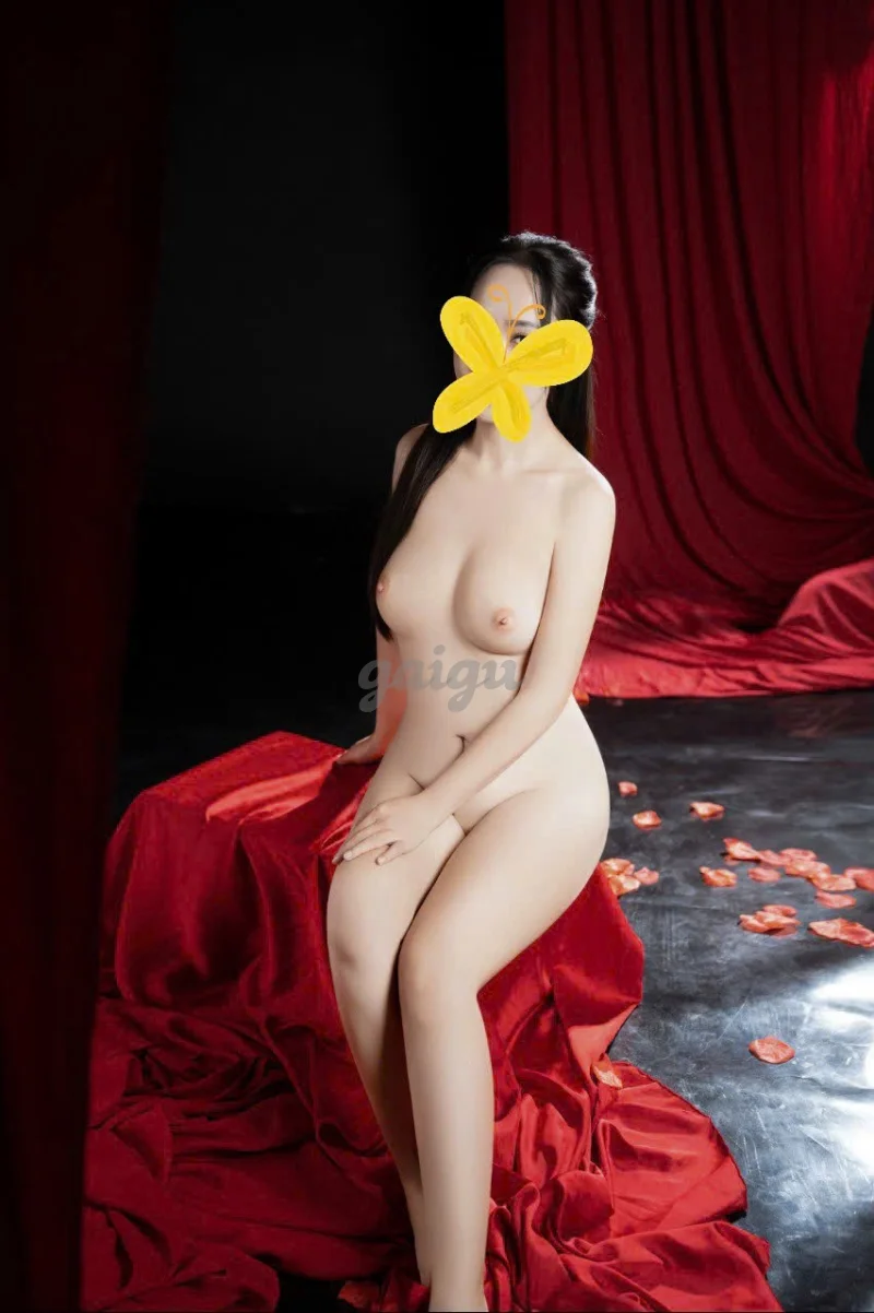 Yến Linh - xinh ngoan - chiều khách - làm tình cực đỉnh