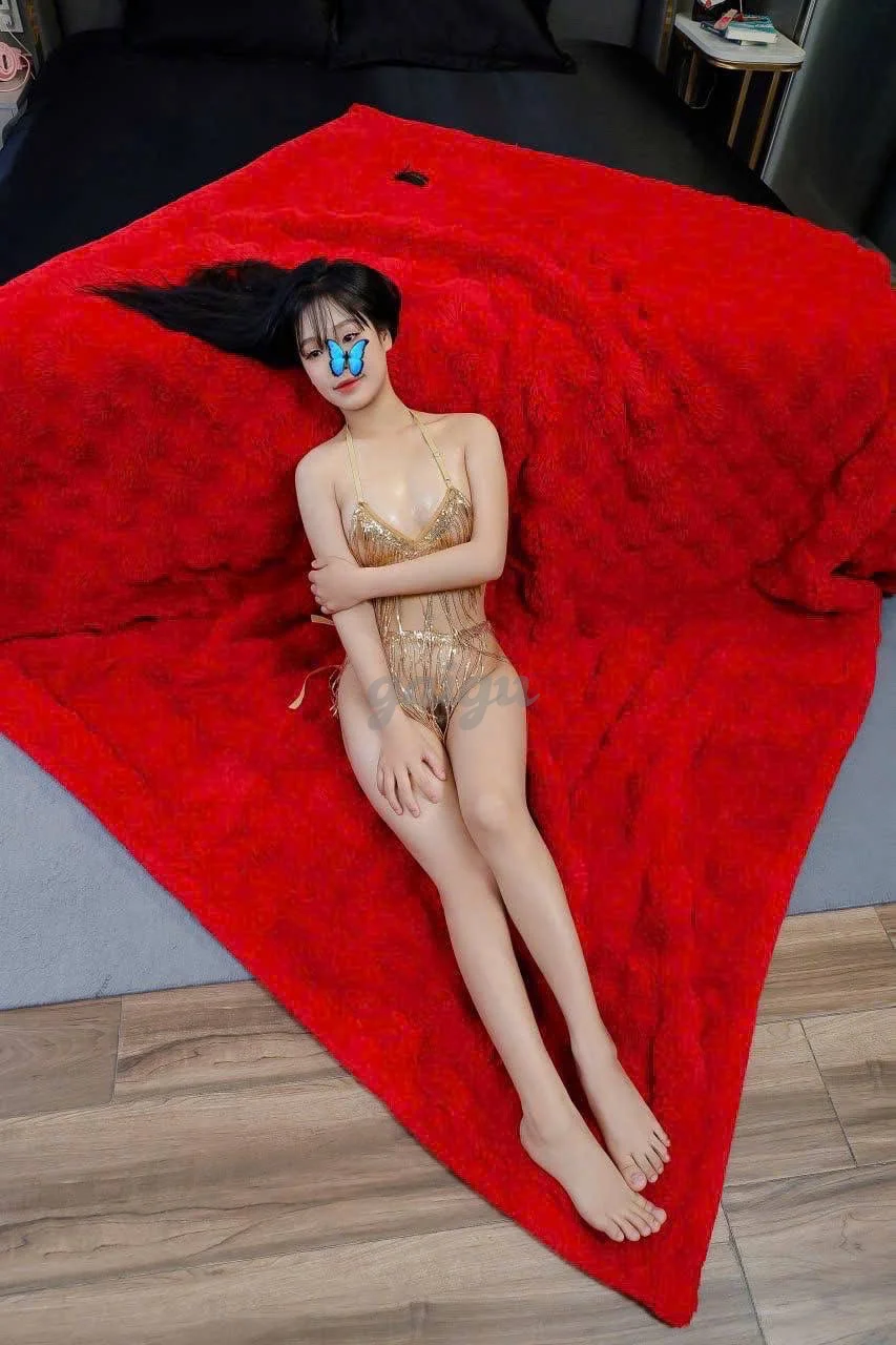 Diệu Linh - Gái Non Tơ Thủy Dâm Lênh Láng, Vú Bím Mọng Nước