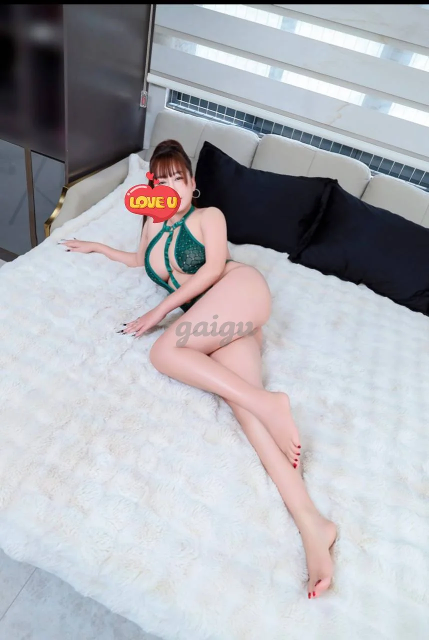 THÚY VY⭐VÚ BỰ MÔNG TO CỰC KÌ CHIỀU CHUỘNG HÀNG HỌ NGON LÀNH MẶT XINH DÂM NGOAN