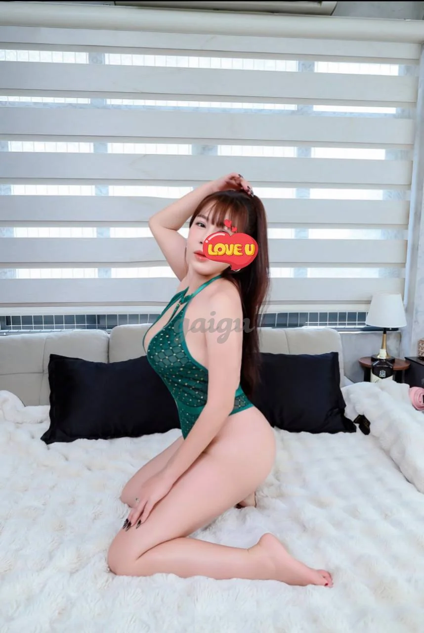 THÚY VY⭐VÚ BỰ MÔNG TO CỰC KÌ CHIỀU CHUỘNG HÀNG HỌ NGON LÀNH MẶT XINH DÂM NGOAN