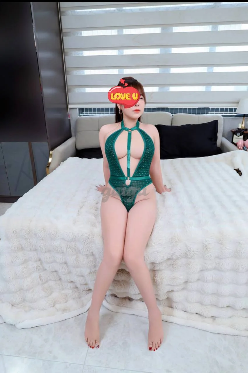 THÚY VY⭐VÚ BỰ MÔNG TO CỰC KÌ CHIỀU CHUỘNG HÀNG HỌ NGON LÀNH MẶT XINH DÂM NGOAN