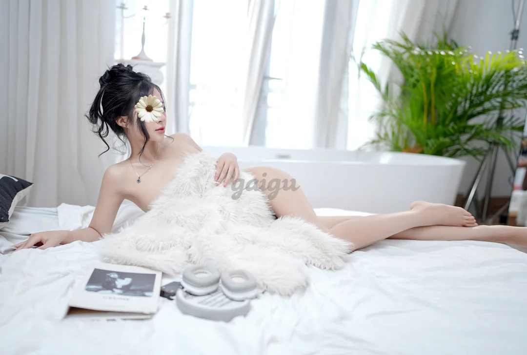 QUỲNH HƯƠNG- 2K4 SIEEU PHẨM HOT GIRL  NON TƠ CỰC XINH CỰC DÂM