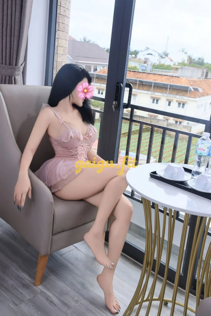 Sam Duyên Dáng - Gợi cảm - body đẹp