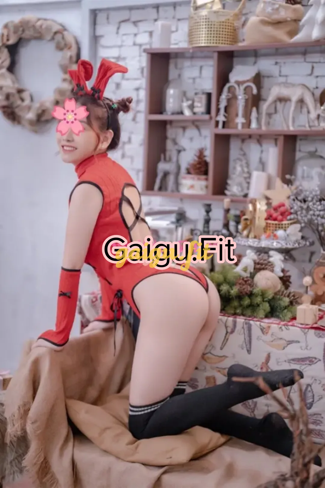 Trúc Linh_ Gái xinh chiều khách, kỹ năng cực tốt