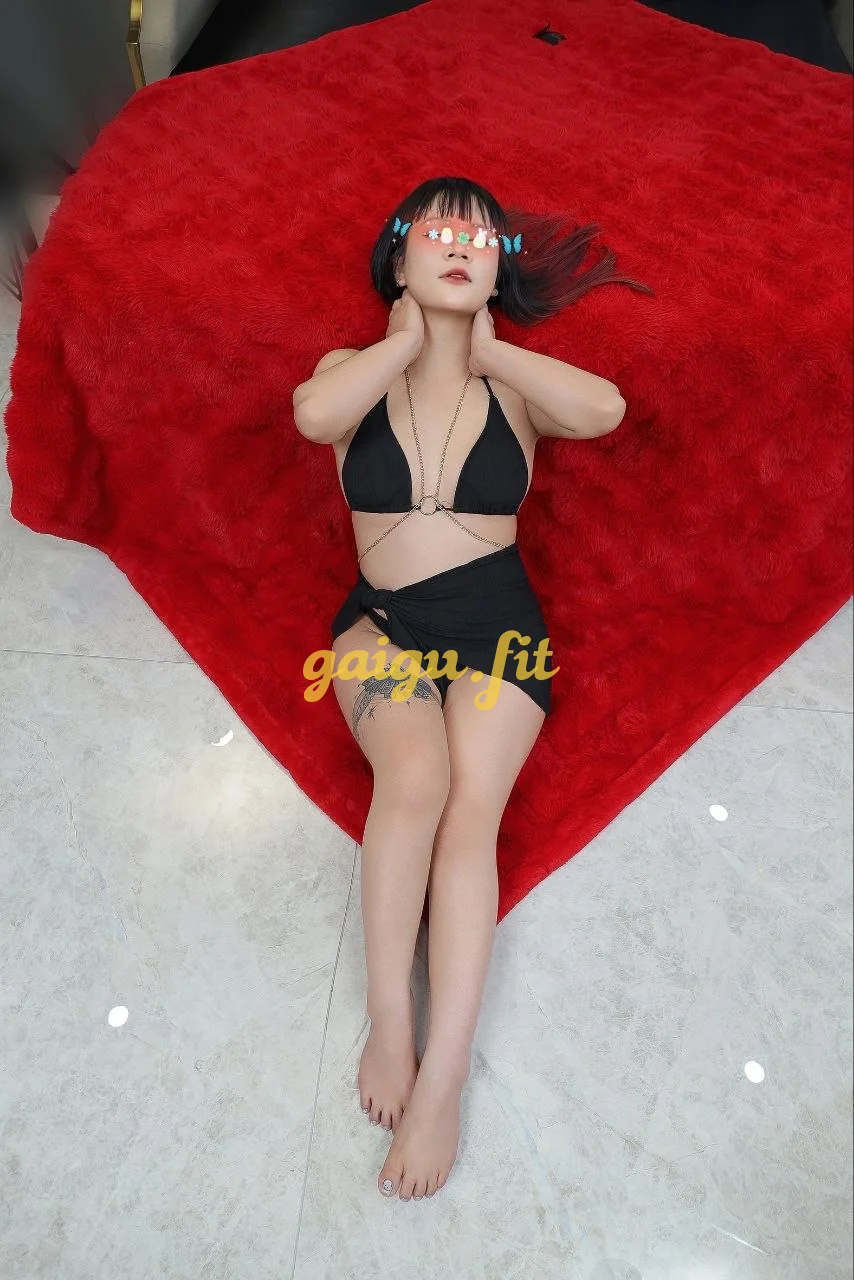 MINH NGỌC- 2K3 HÀNG NON TƠ NHÍ NHẢNH HỒN NHIÊN