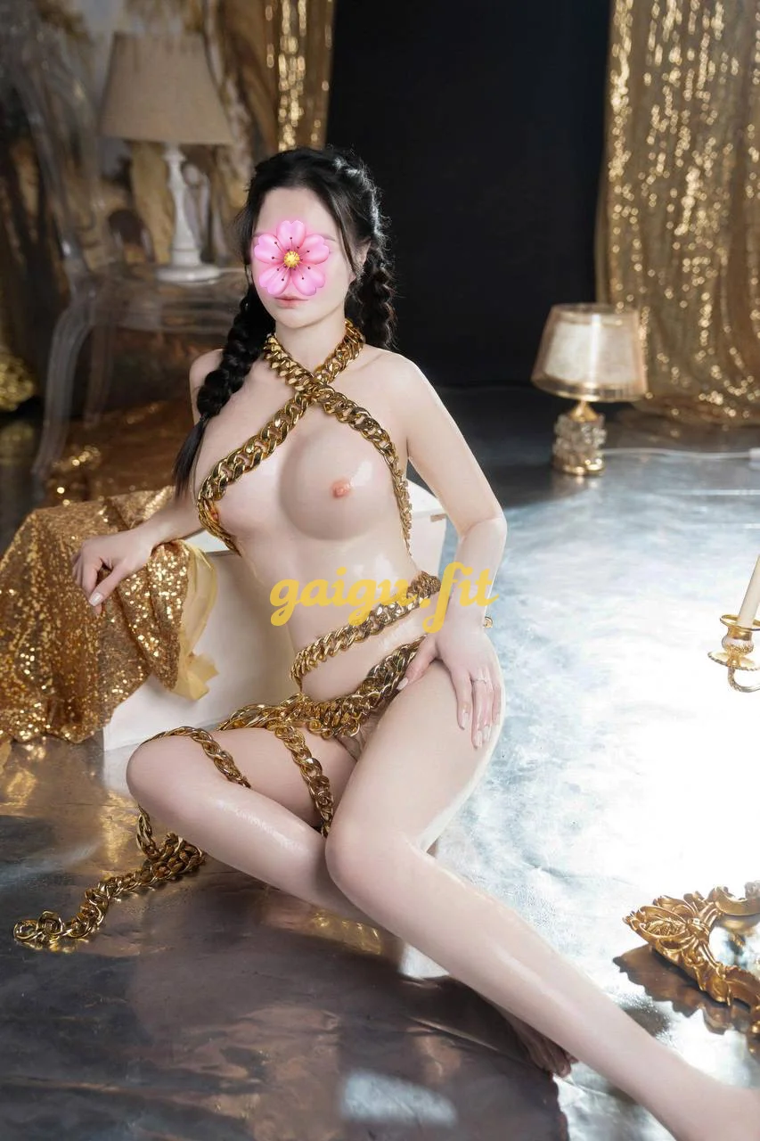 Linh Chi Ngoan Hiền❤️Phục Vụ Chu Đáo❤️Dáng Xinh Mặt Đẹp❤️Thân Hình Đẹp Mê Mẫn