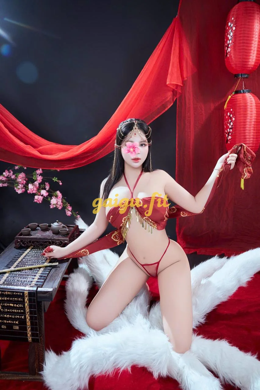 Yến Nhi - Siêu Phẩm Người Mẫu Nóng Bỏng, Vú To Ngực Thật 100% Chất Lượng