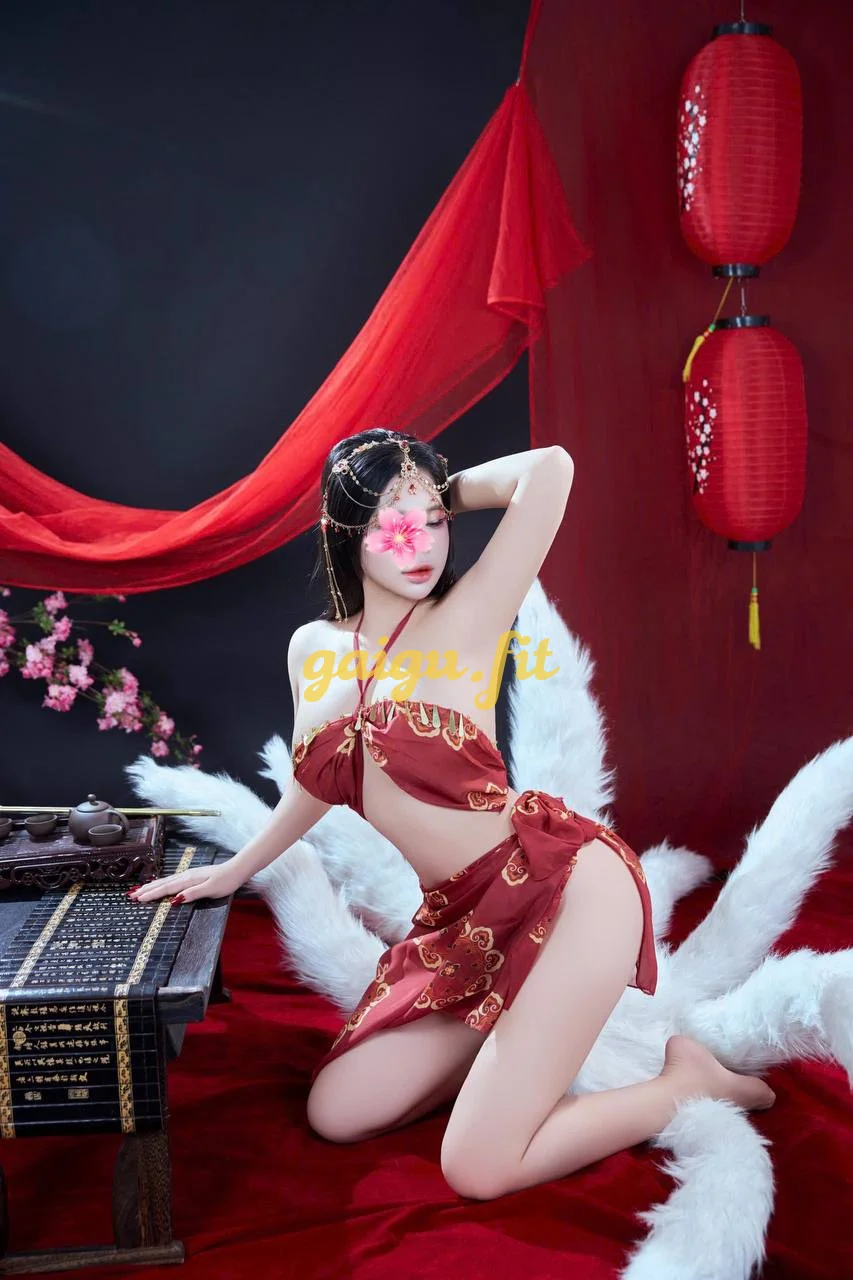 Yến Nhi - Siêu Phẩm Người Mẫu Nóng Bỏng, Vú To Ngực Thật 100% Chất Lượng