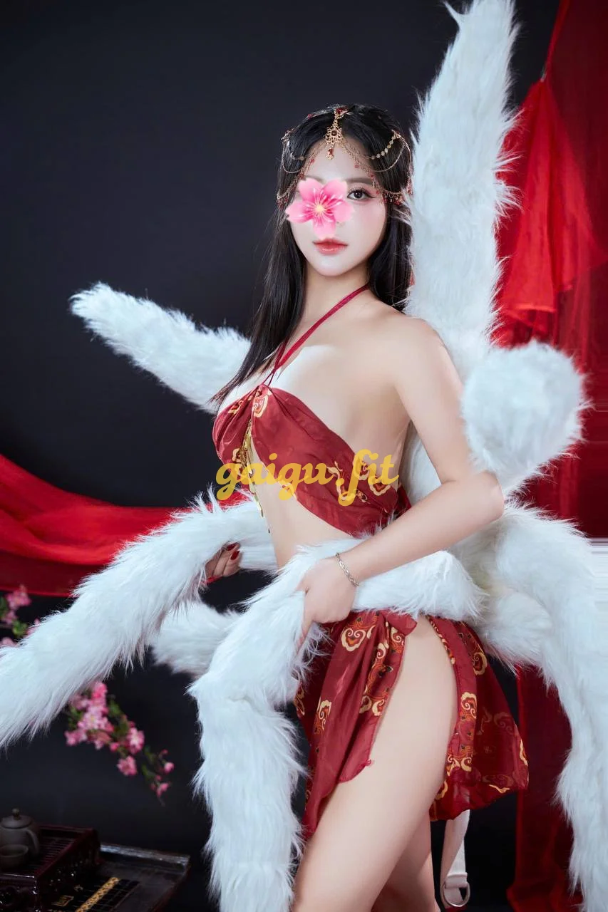 Yến Nhi - Siêu Phẩm Người Mẫu Nóng Bỏng, Vú To Ngực Thật 100% Chất Lượng