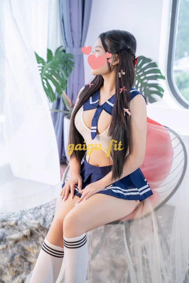 LINH BEE   THIÊN THẦN SEX,ĐẲNG CẤP CHÂN ÁI