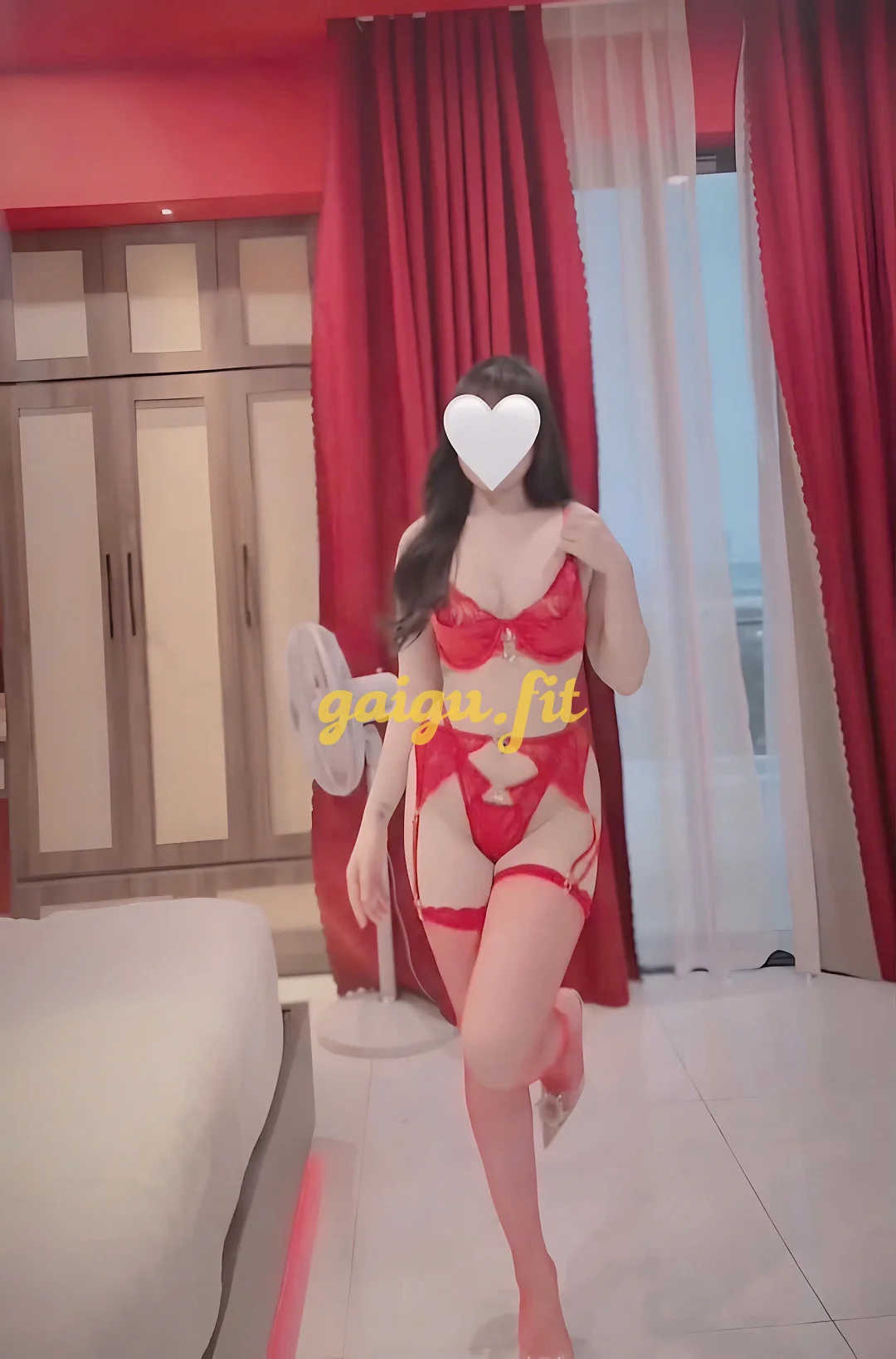 Thanh Tú 2k2 boddy ngon