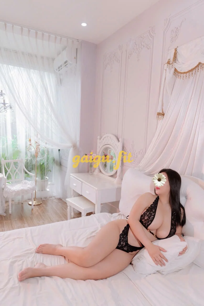 HANA- MASSAGE FUCK VÚ TO KHỦNG CỰC DÂM