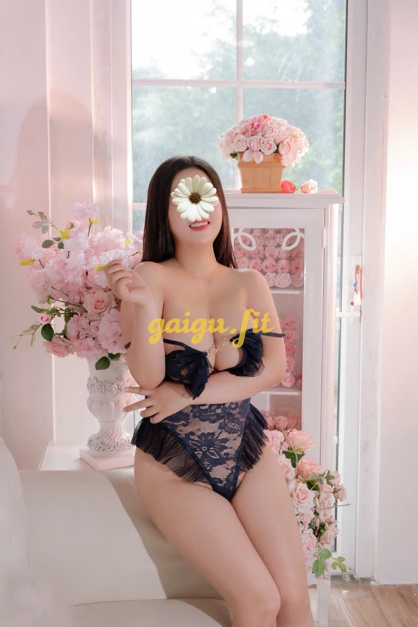 HANA- MASSAGE FUCK VÚ TO KHỦNG CỰC DÂM