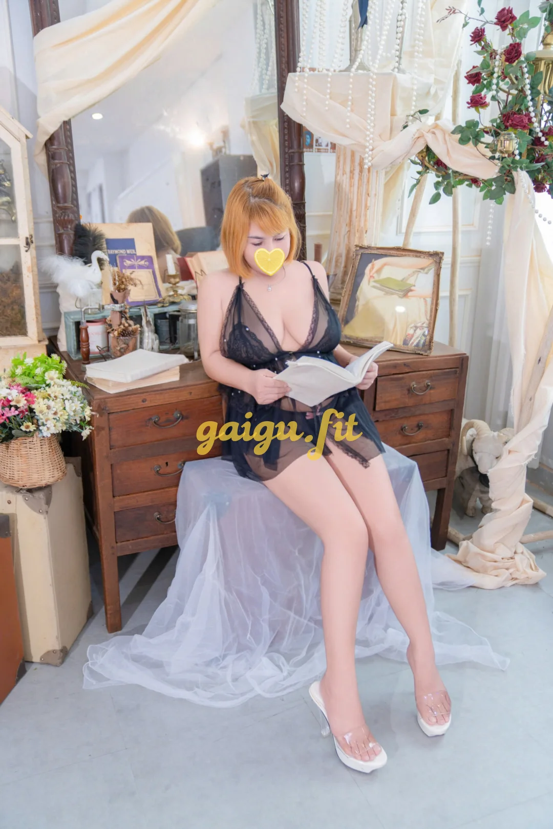 MAI PHƯƠNG SIÊU PHẨM VÚ TO DỊCH VỤ BÀI BẢN TÌNH CẢM