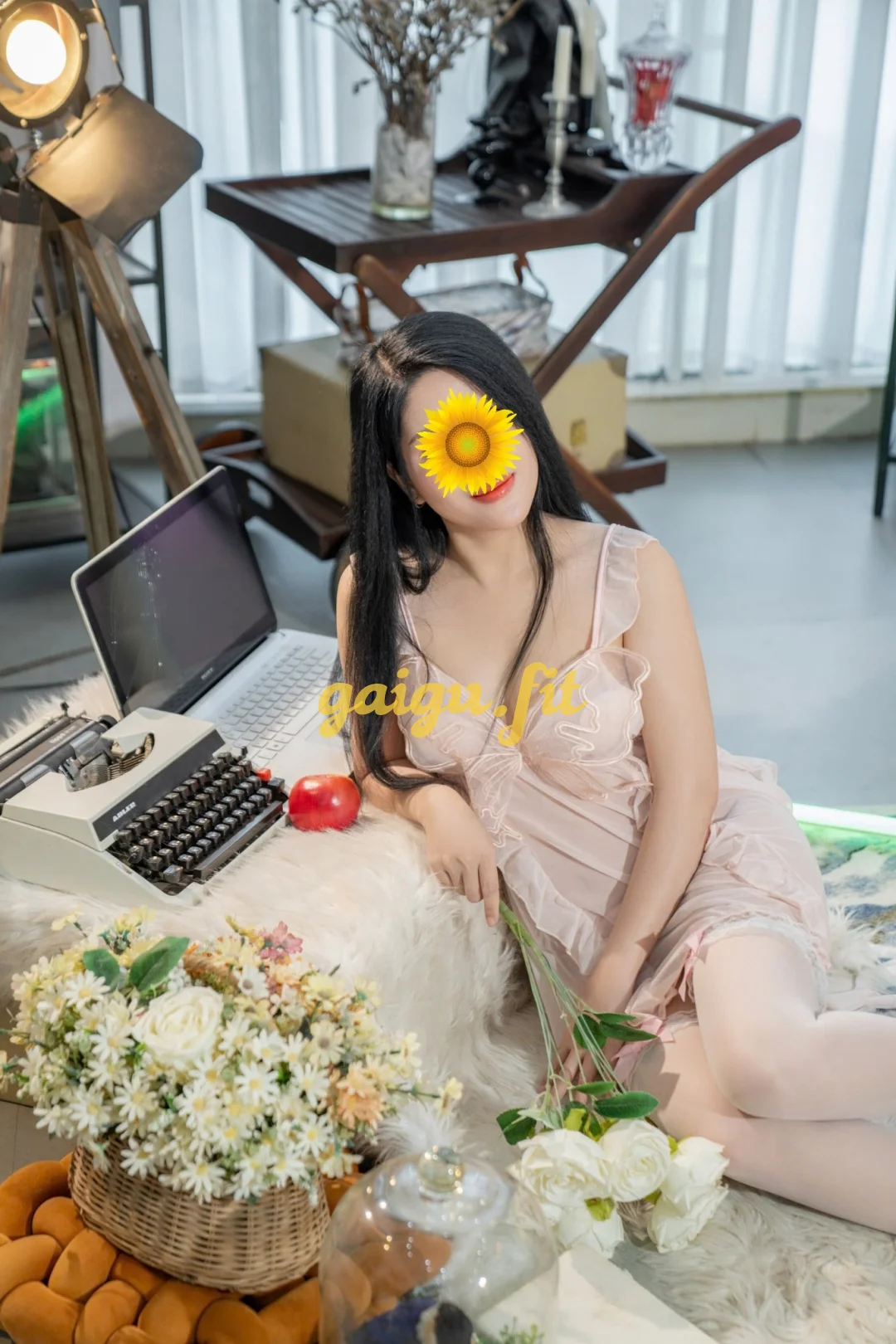 HÀ PHƯƠNH EM GÁI DÂM TÌNH CẢM NHẸ NHÀN