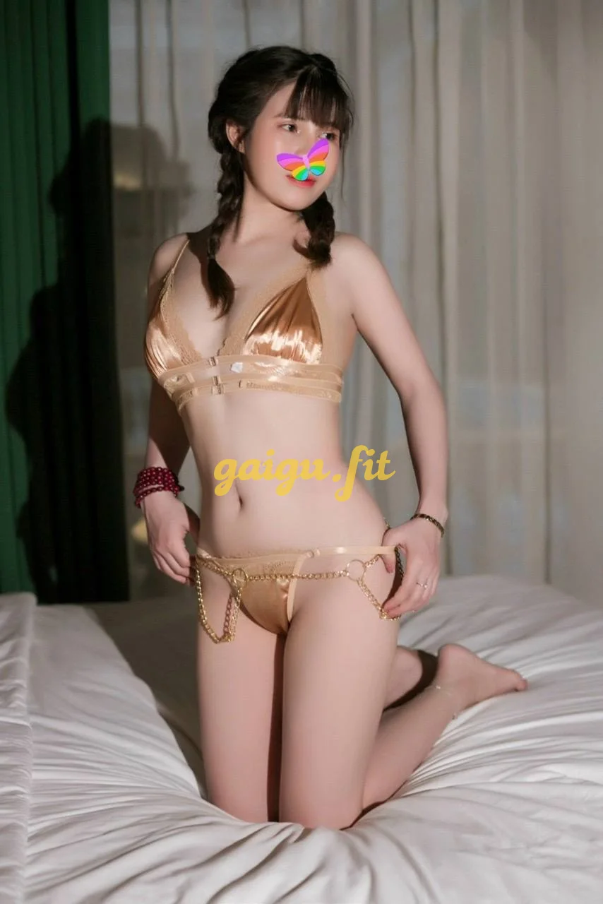 Bé link 1997 body siêu đẹp nhiệt độ chiều khách