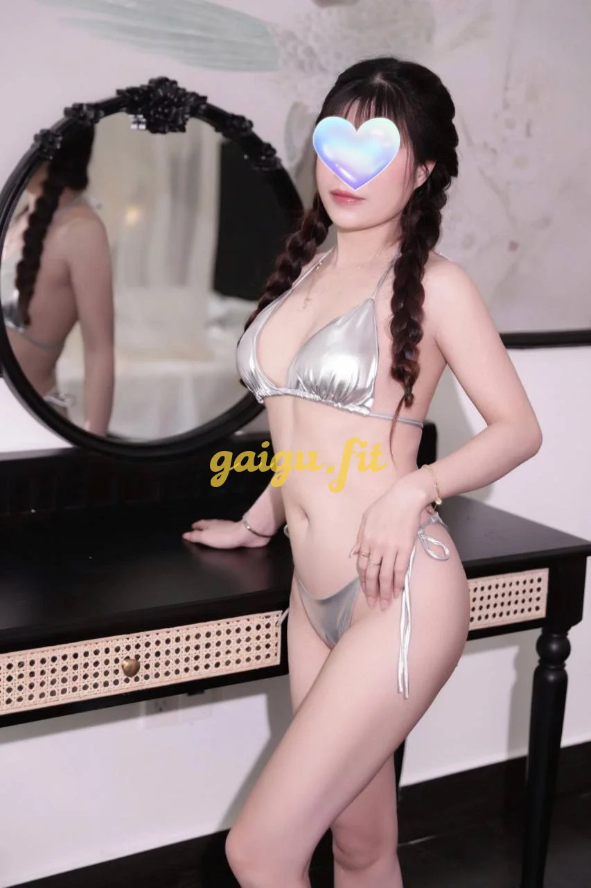 Bé link 1997 body siêu đẹp nhiệt độ chiều khách