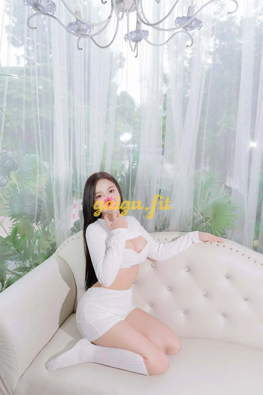 LY LY - Mỹ nhân dâm xinh - làm tình tê tái