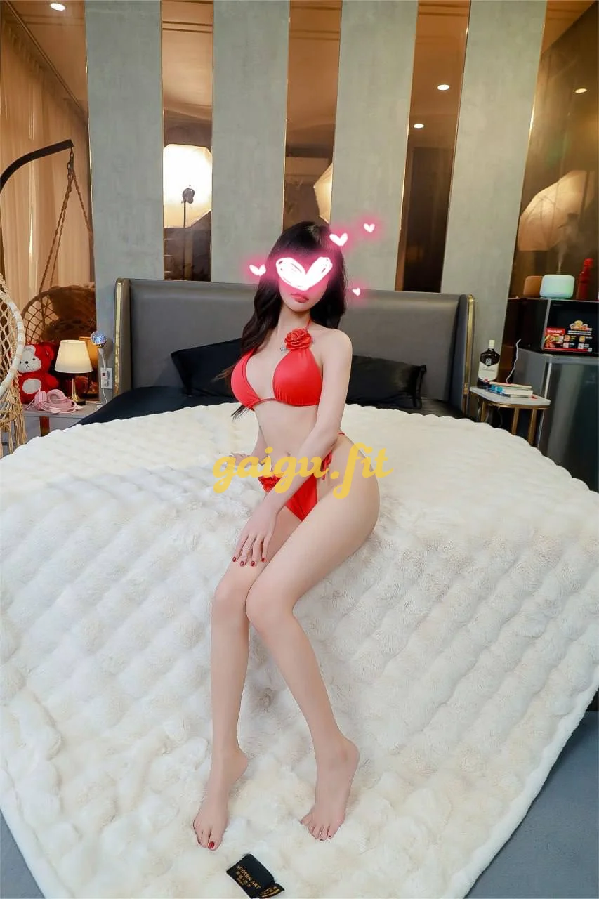 HOT GIRL U2000 UYÊN LAVIE- FACE CỰC XINH TEEN HÚT HỒN MỌI CHECKER