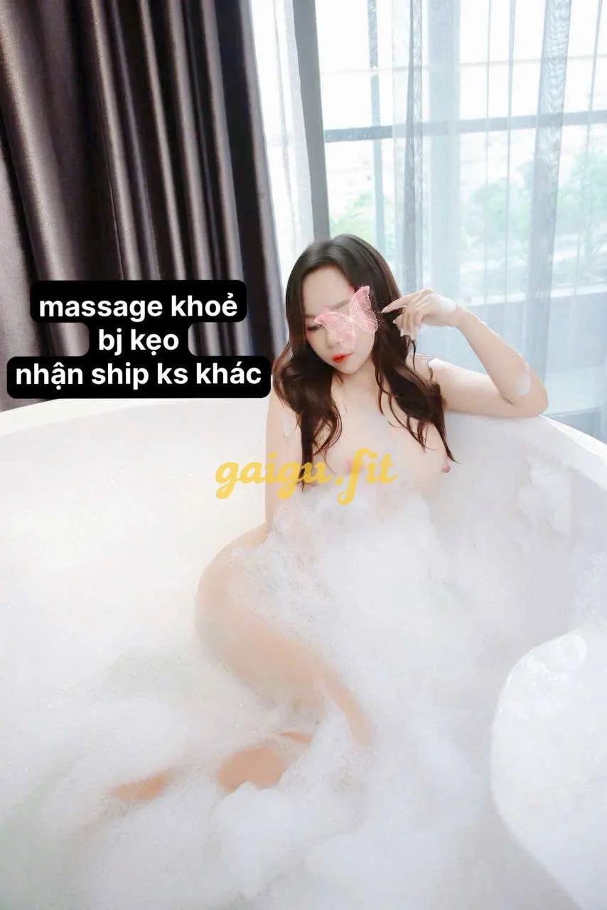 Băng Vy_ Gái dâm chiều khách, body gợi cảm