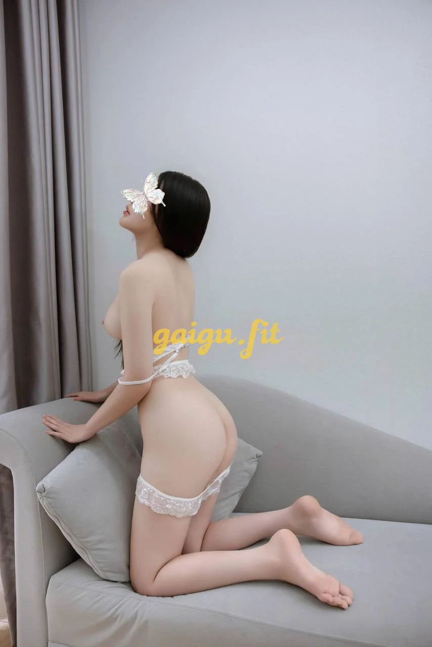 TRÂM ANH - SIÊU PHẨM GÁI XINH, MẶT ĐẸP, LÀM TÌNH ĐẲNG CẤP